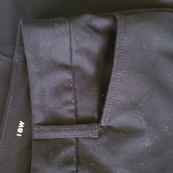 St. John's Bay Strt Leg Mid Rise Pants.  Sz 18W Black. Cotton/Spandex Blend NWOT - Picture 4 of 9